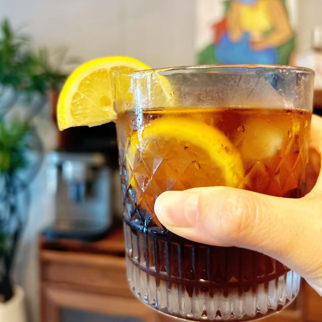 dark rum​-11-Cuba Libre