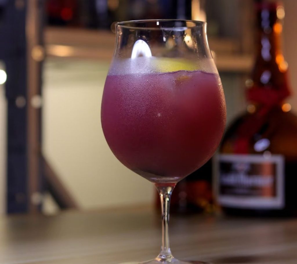 dark rum​-30-Grape Dark Rum Cocktail