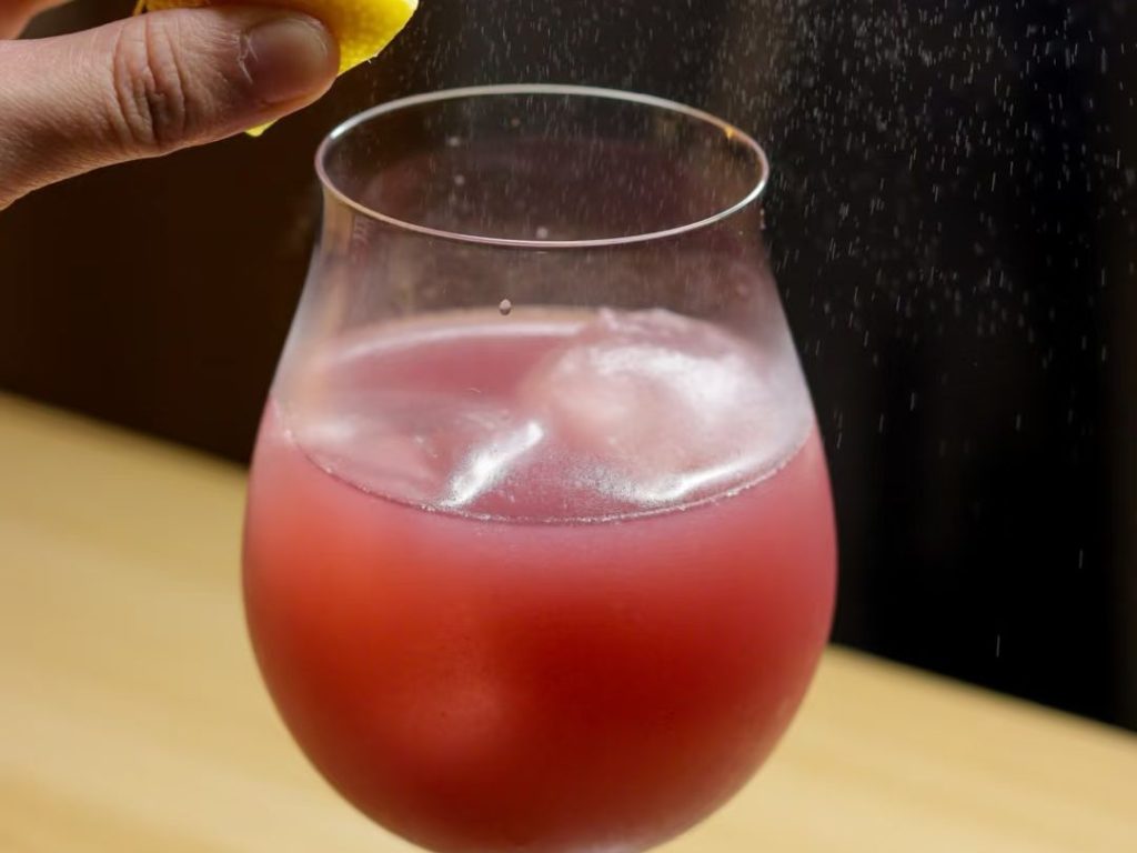 dark rum​-32-Grape Dark Rum Cocktail