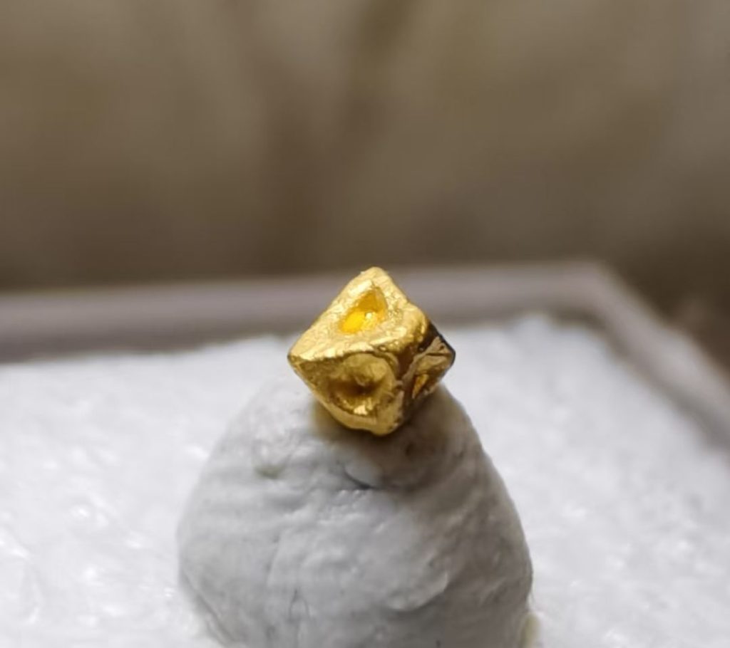gold nugget earrings​-2-Natural octahedron