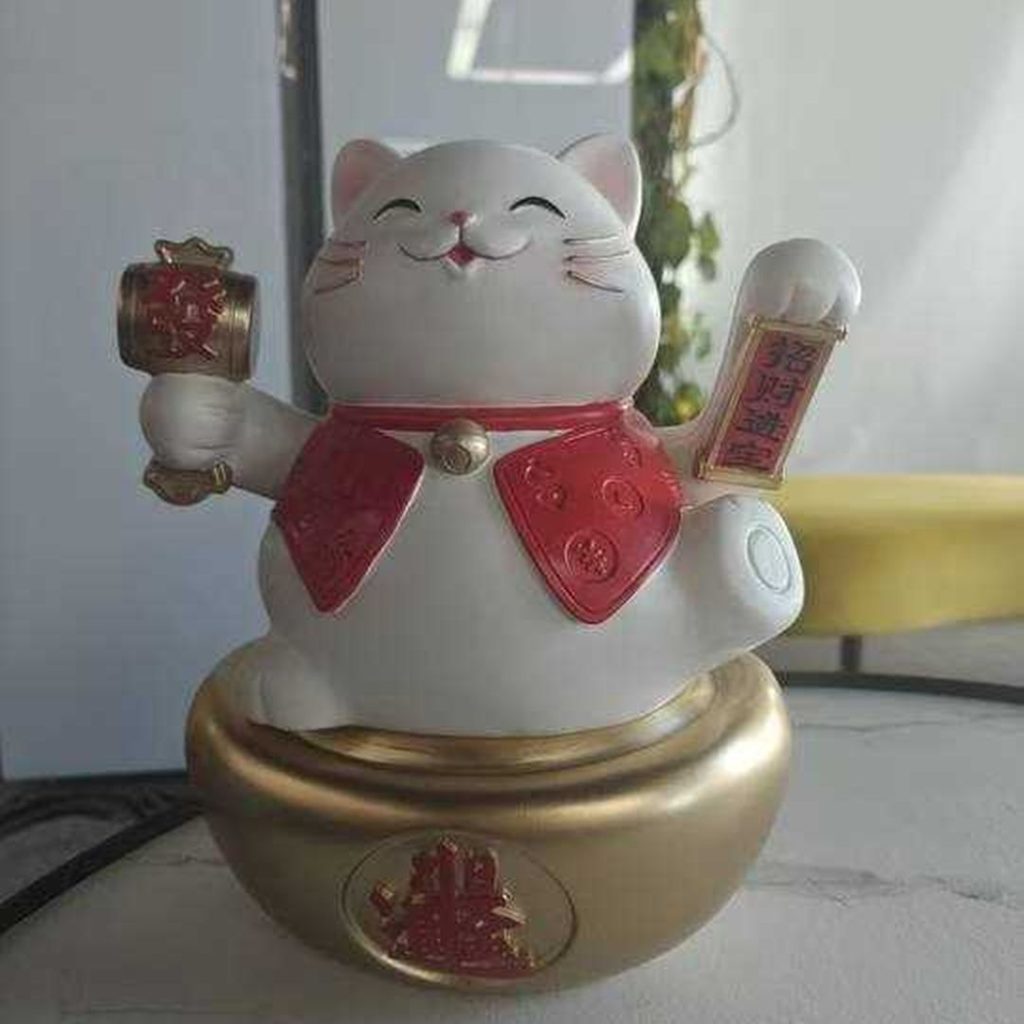 maneki neko cat