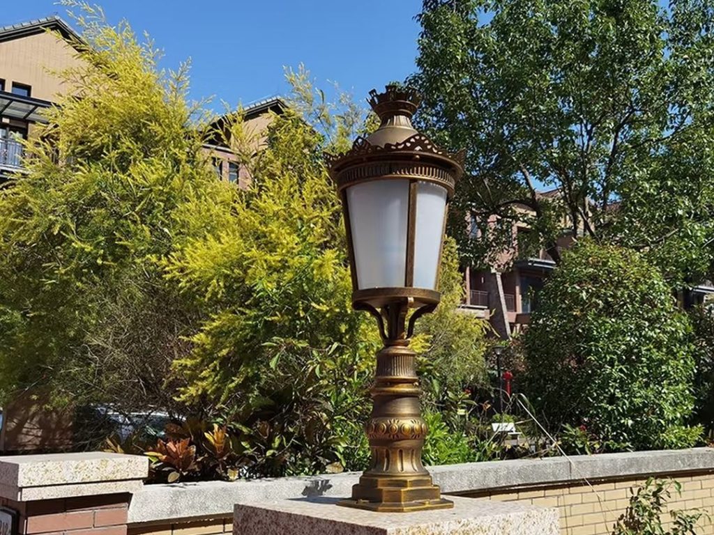 outdoor post lights​​-39-European vintage