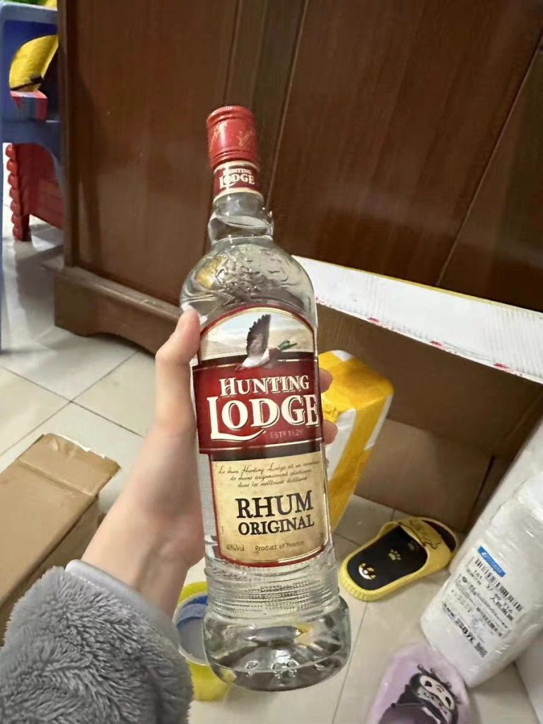 white rum​-38-Hunting lodge