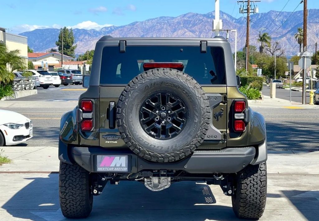 Buying a used ford bronco? 6 Must-Know Tips to Avoid Hidden Issues & Save Money 15 Ford Bronco-14-Key wear-and-tear components