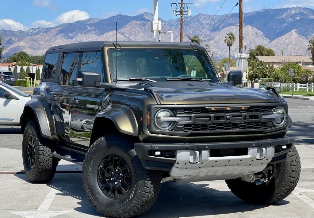Buying a used ford bronco? 6 Must-Know Tips to Avoid Hidden Issues & Save Money 16 Ford Bronco-15-Key wear-and-tear components