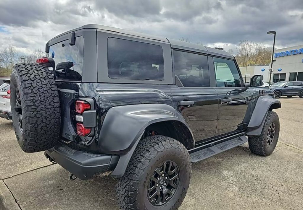 Buying a used ford bronco? 6 Must-Know Tips to Avoid Hidden Issues & Save Money 17 Ford Bronco-16-Key wear-and-tear components