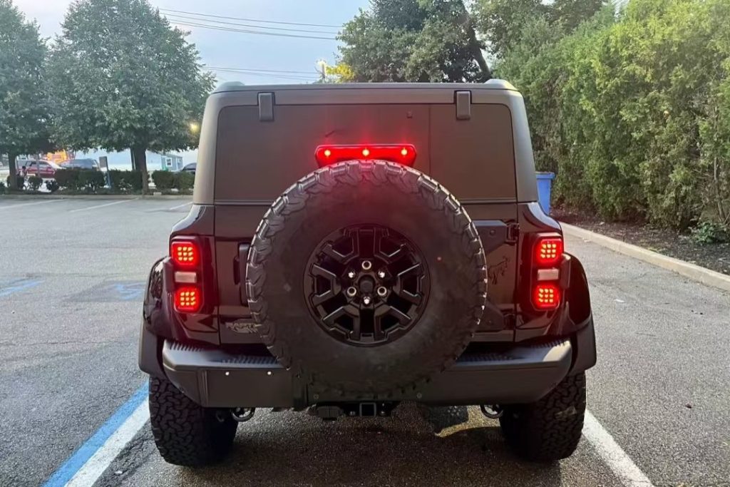 Buying a used ford bronco? 6 Must-Know Tips to Avoid Hidden Issues & Save Money 19 Ford Bronco-18-U.S. sales Channels explained