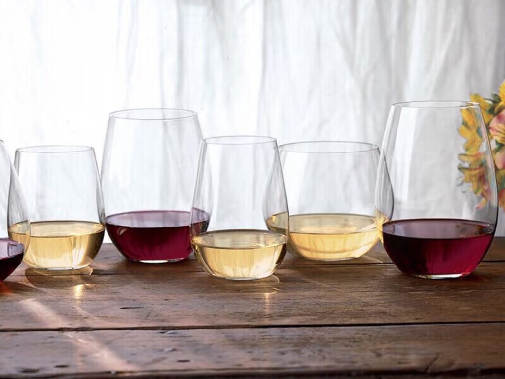 25 Best stemless wine glasses for casual sipping and entertaining 11 Stemless Wine Glasses-11-Riedel 'O' series