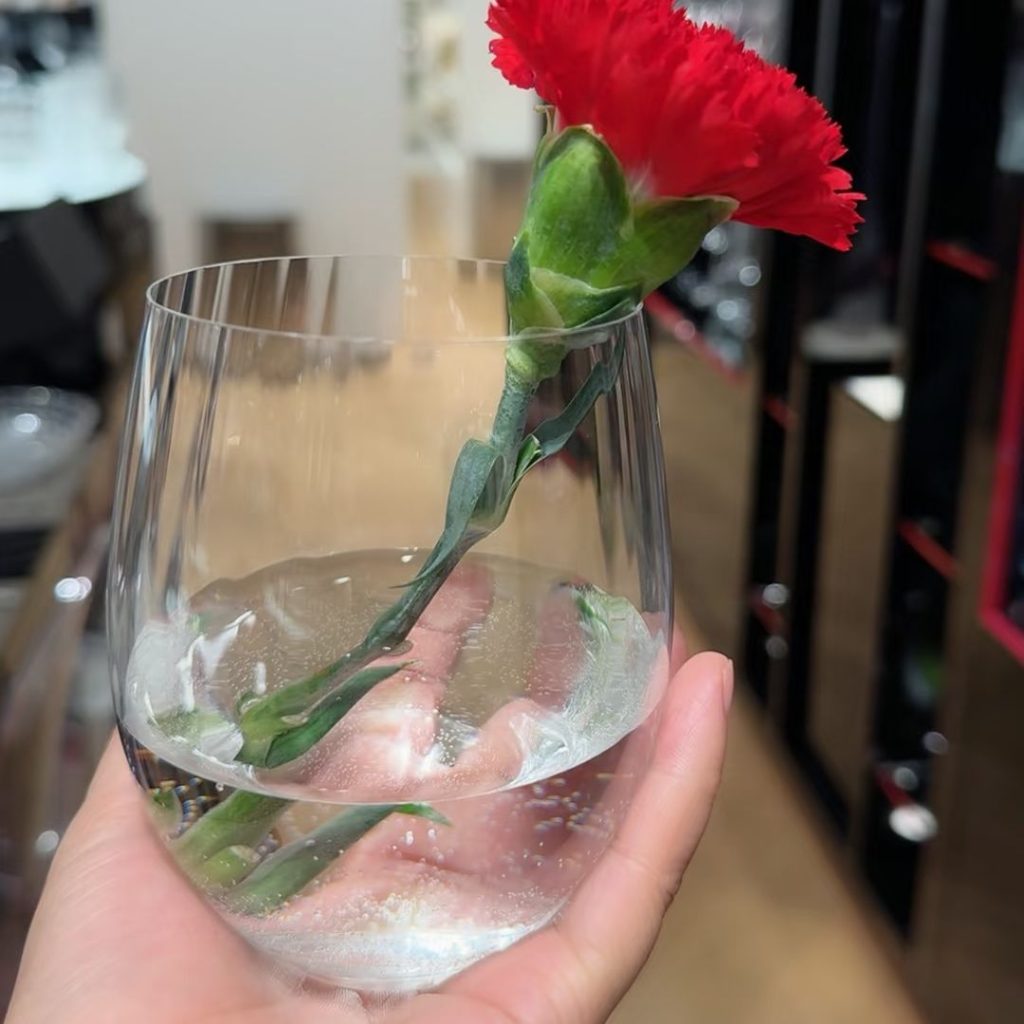 25 Best stemless wine glasses for casual sipping and entertaining 17 Stemless Wine Glasses-17-Riedel 'O' Universal Stemless Collection