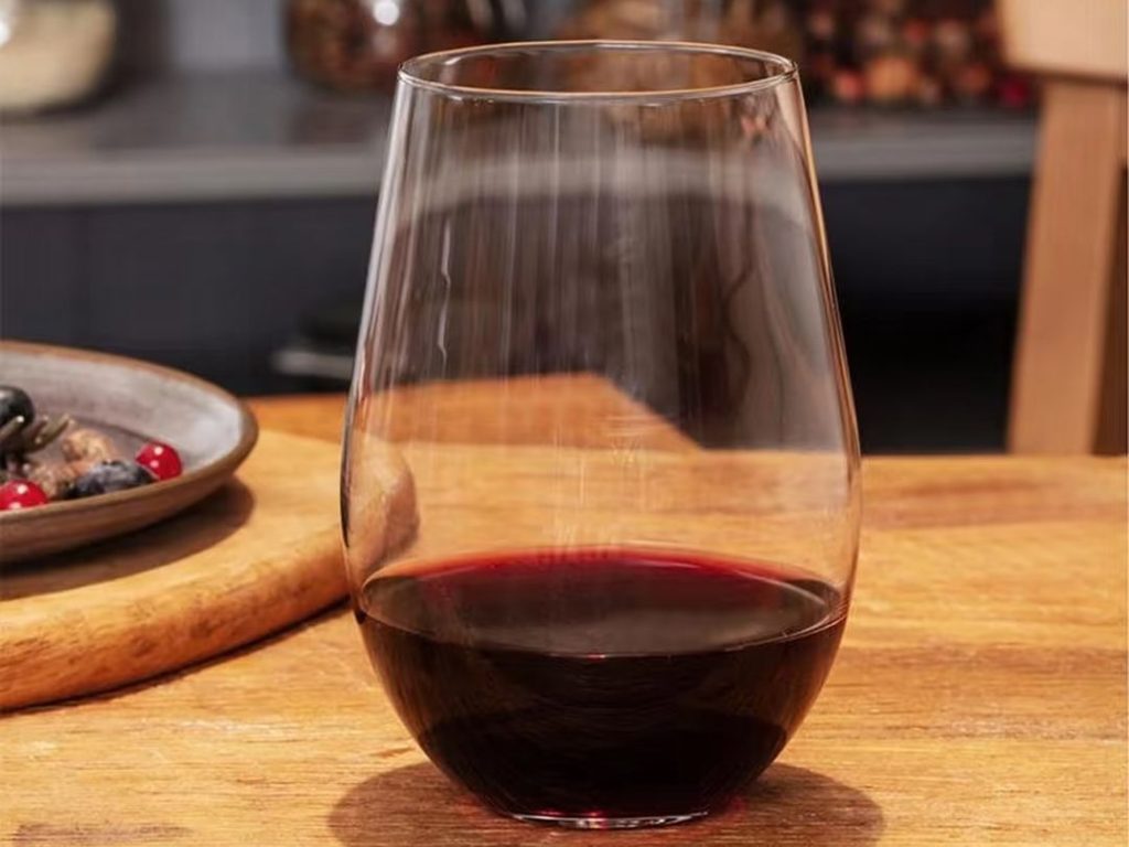 25 Best stemless wine glasses for casual sipping and entertaining 2 Stemless Wine Glasses-2-Krosno