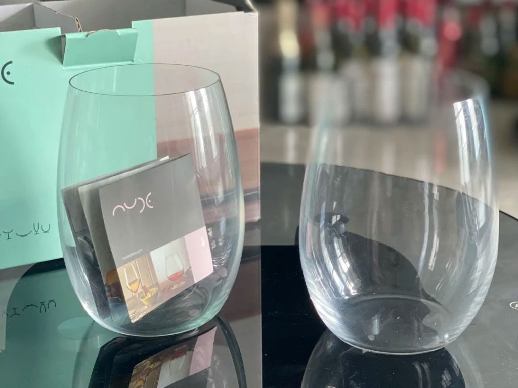 25 Best stemless wine glasses for casual sipping and entertaining 32 Stemless Wine Glasses-32-Purchasing tips
