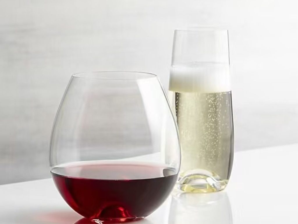25 Best stemless wine glasses for casual sipping and entertaining 8 Stemless Wine Glasses-7-Ondulé