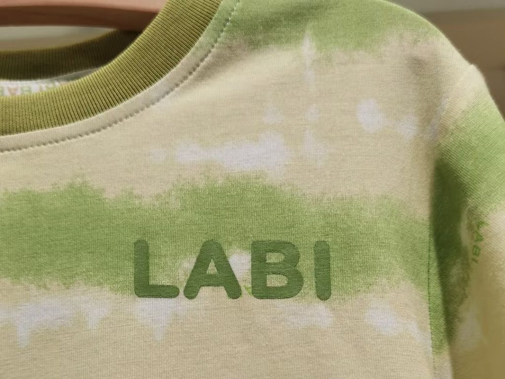 baby tee​-2-Green and white tie-dye