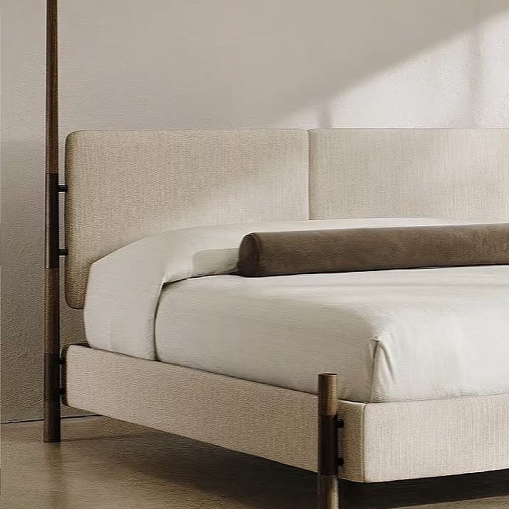 four poster bed​-1-Lucia