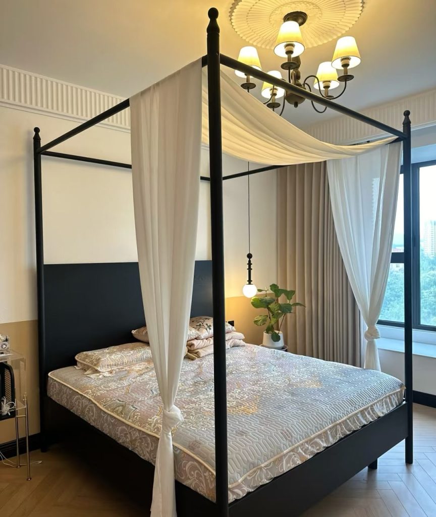 four poster bed​-11-Minimalist black
