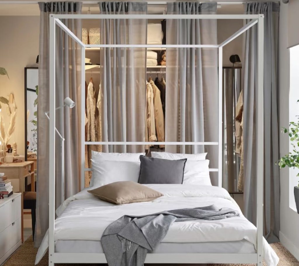 four poster bed​-12-IKEA-Style