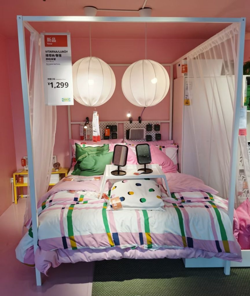 four poster bed​-14-IKEA-Style