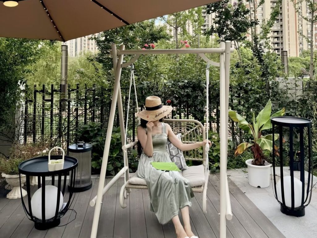 outdoor swing chair​-13-Triangular Base