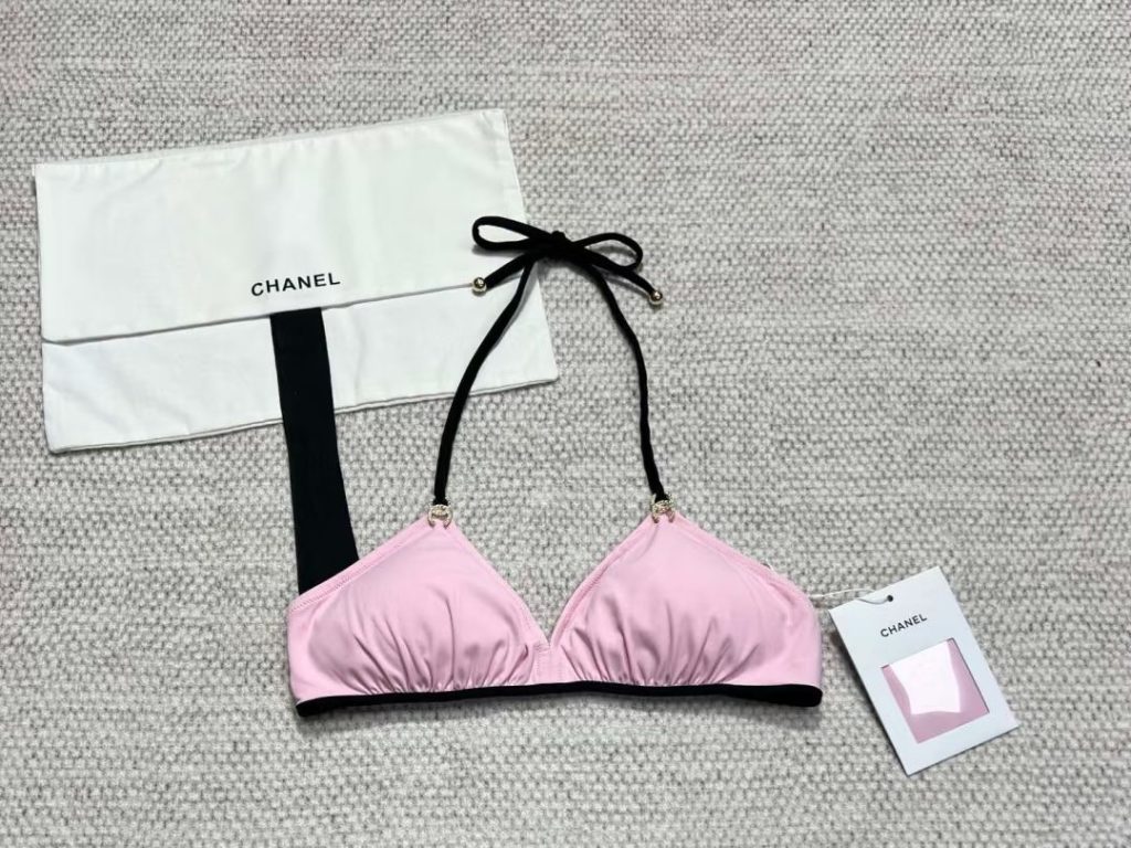 Help me rank these 15 pink bikinis! which would you wear to coachella? 41 pink bikini-40-Chanel coco beach