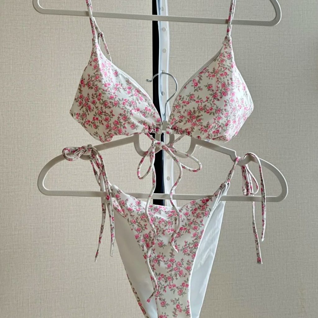 pink bikini​-36-Ginatricot pink ditsy floral bikini