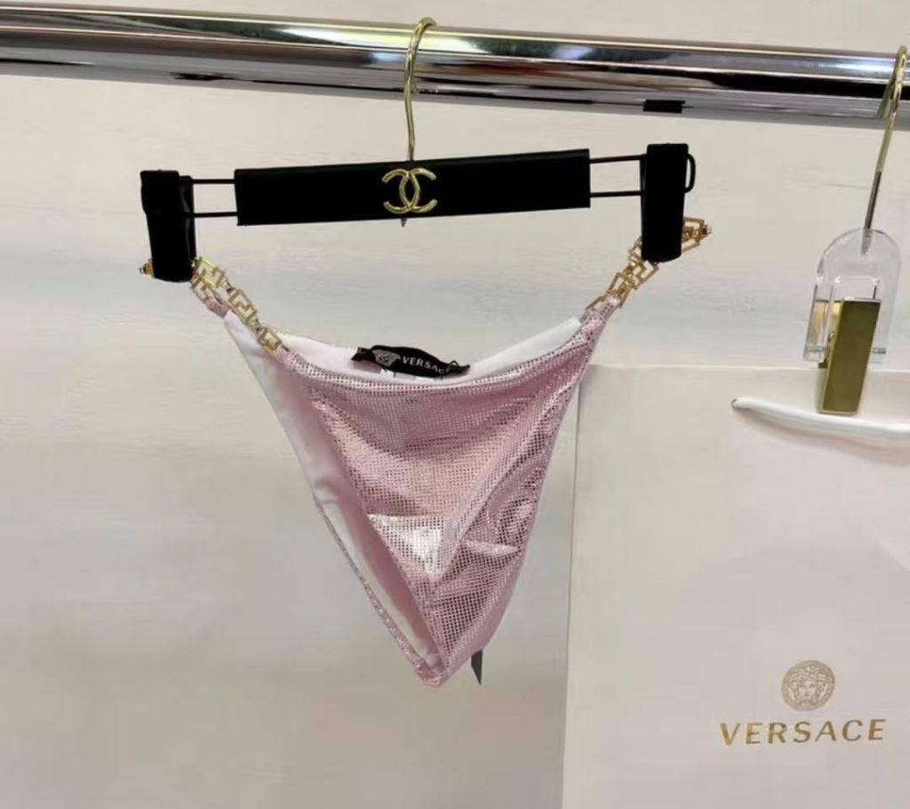 pink bikini​-7-Versace