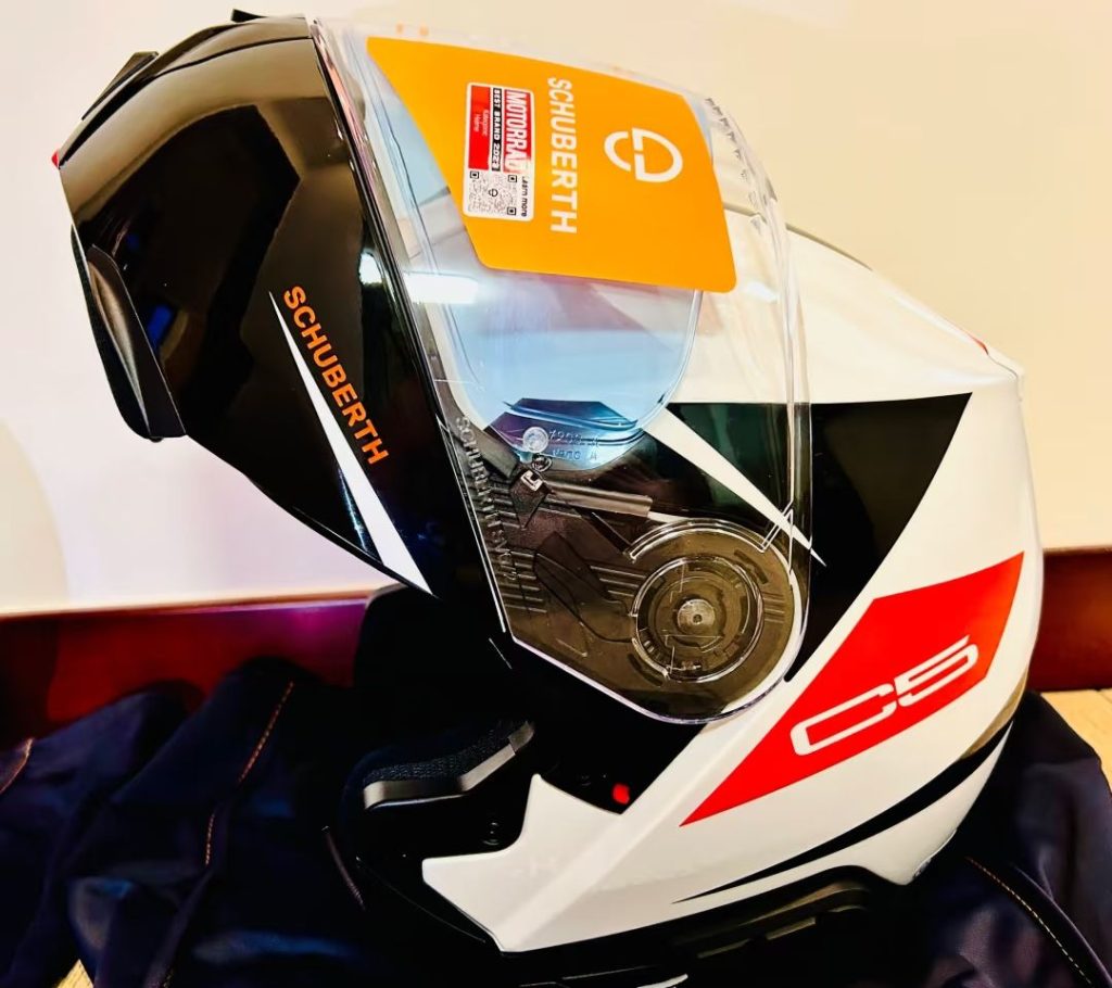 bluetooth motorcycle helmet​-21-Schuberth C5